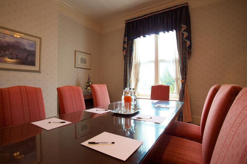 Coulsdon Manor And Golf Club * Croydon